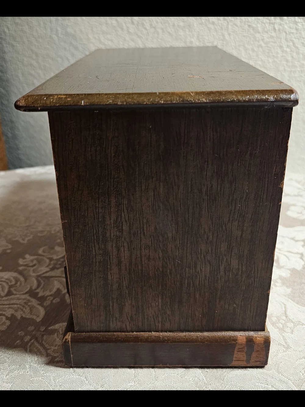 N/A classic wooden